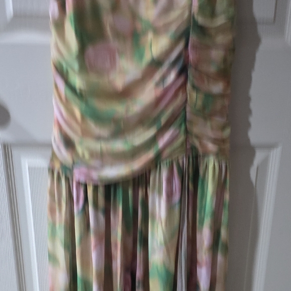 Elegant High Low Floral Dress - Picture 7 of 13